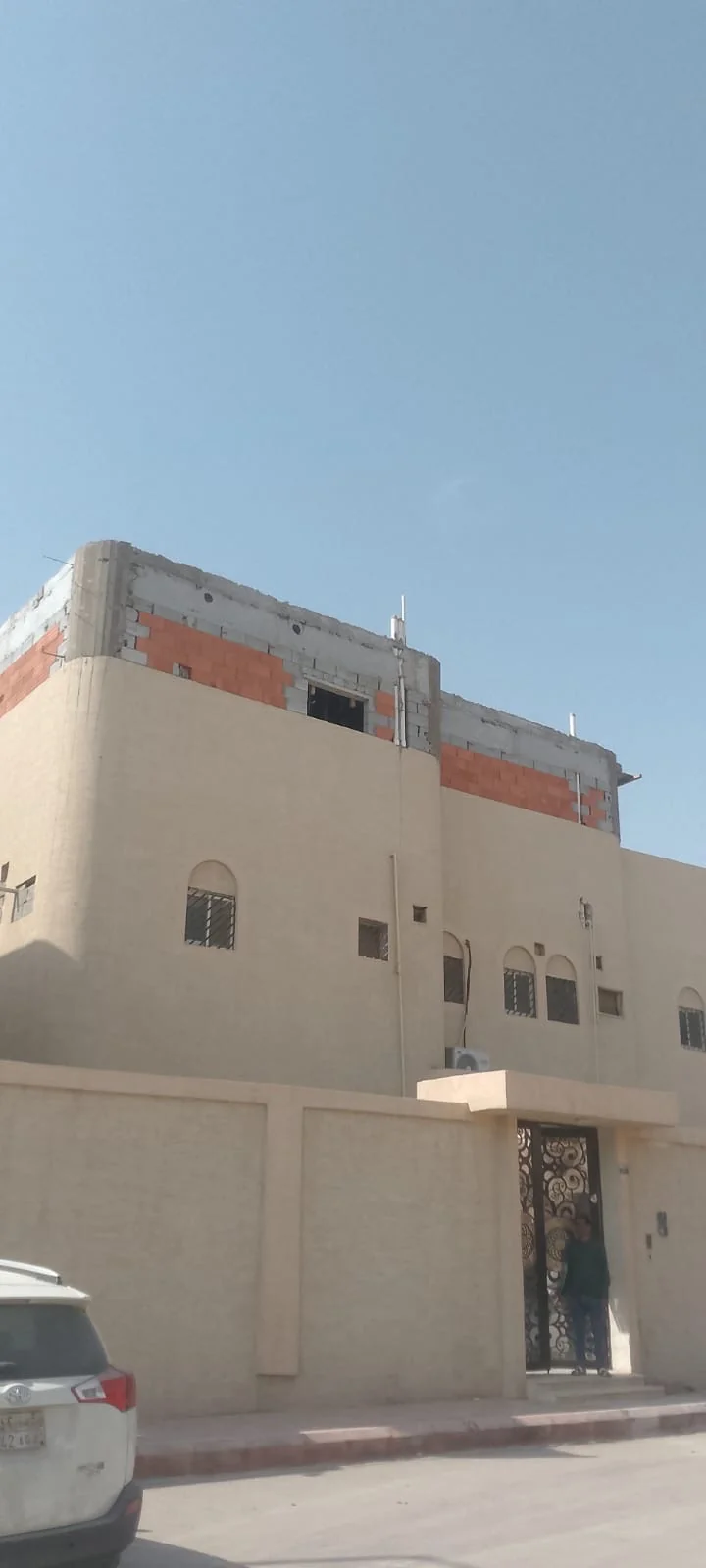 مقاول ملاحق ترميم فلل استراحات شاليهات